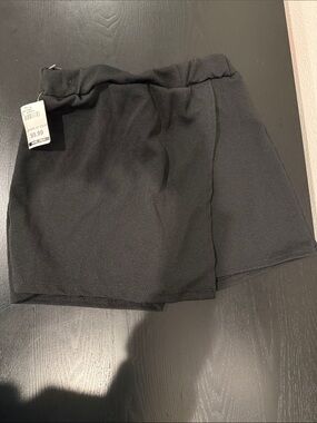 Girls Black Skort with Elastic Waistband